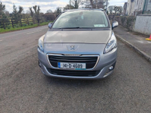 2014 Peugeot 5008