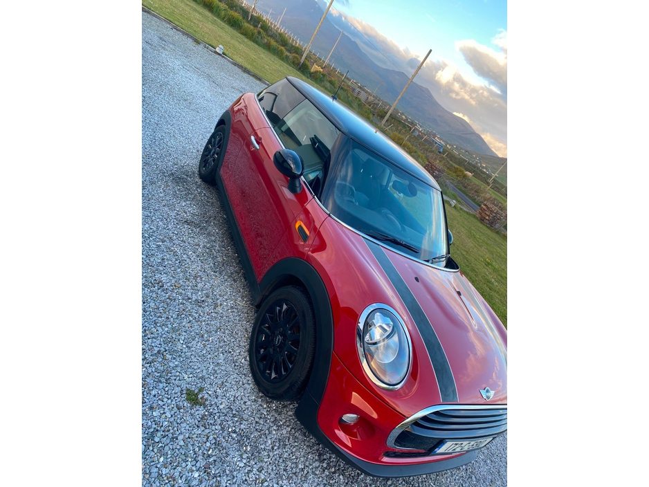 2017 Mini Hatch