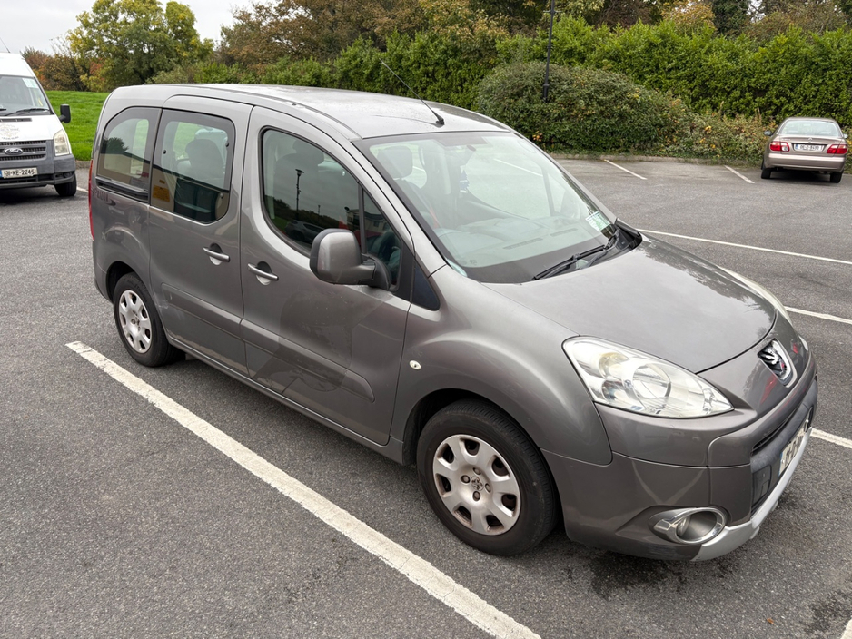 2011 Peugeot Partner