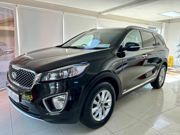 2017 Kia Sorento Sorento Ex Commercial