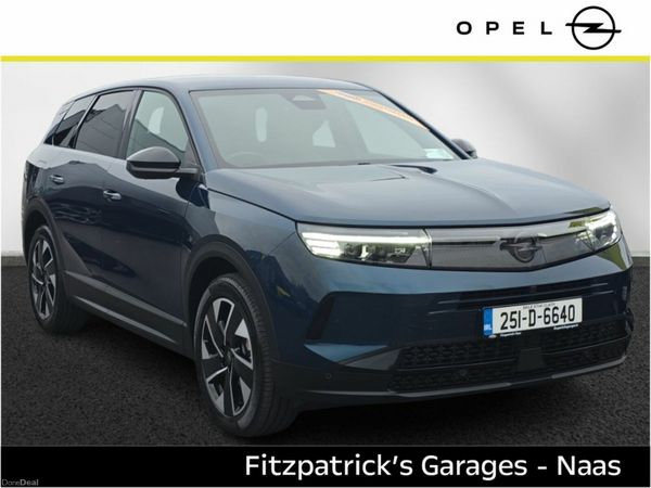 2025 Opel Grandland GS HYBRID Demo with 3.9% Finance Av