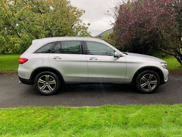 2016 Mercedes-Benz GLC 2016 220d 4 Matic