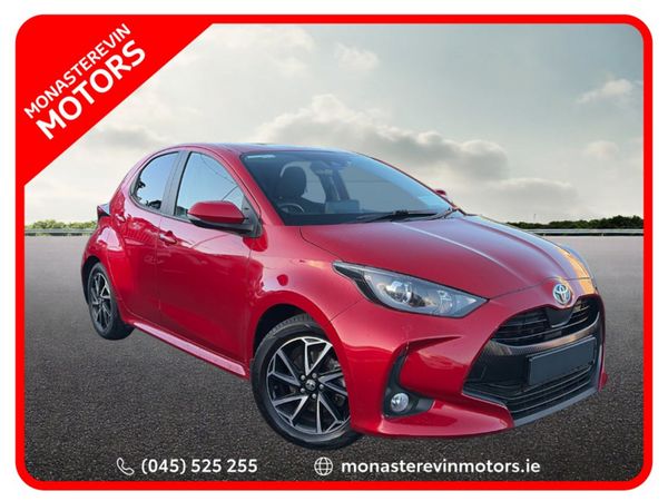 2023 Toyota Yaris 1.5 LUNA SPORT 4DR AUTO