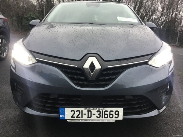 2022 Renault Clio Dynamique Edition Model
