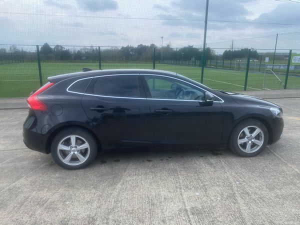 2014 Volvo V40