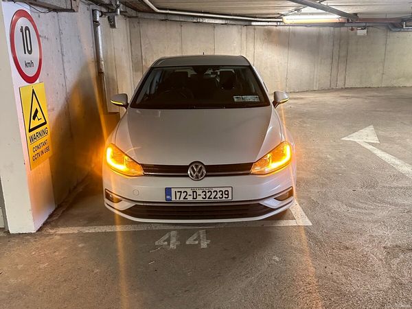 2017 Volkswagen Golf