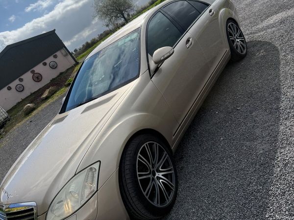 2006 Mercedes-Benz S-Class