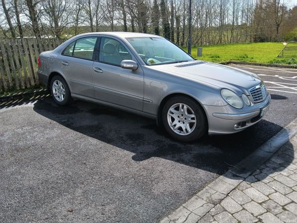 2005 Mercedes-Benz E-Class