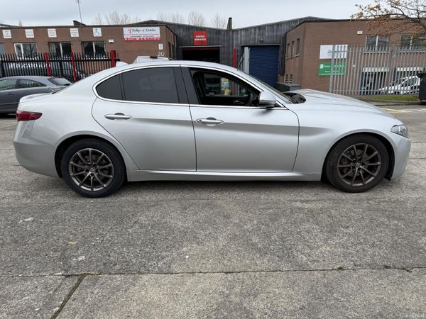 2017 Alfa Romeo Giulia