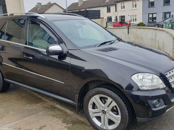 2010 Mercedes-Benz M-Class