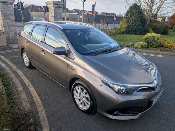 2017 Toyota Auris