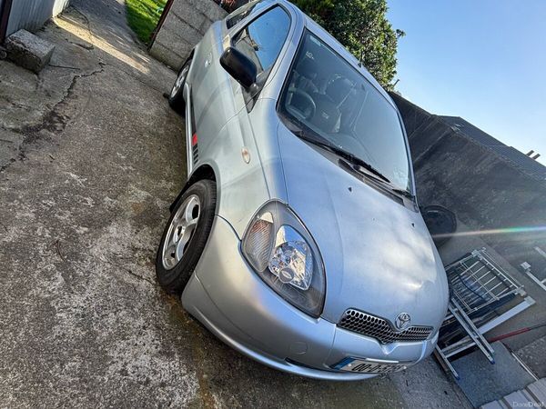 2000 Toyota Yaris